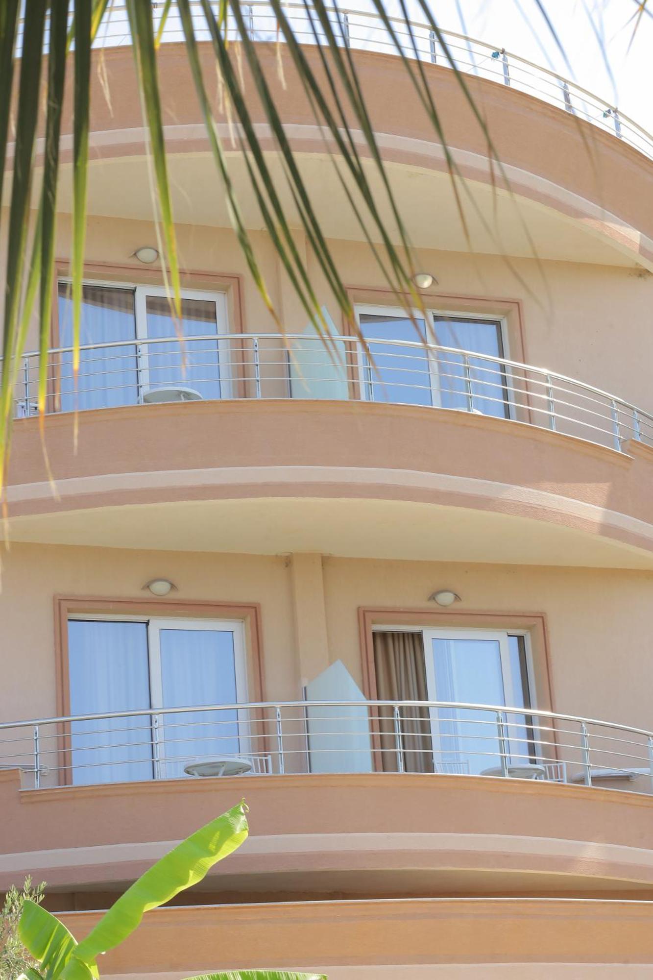 Sole Luna Hotel
